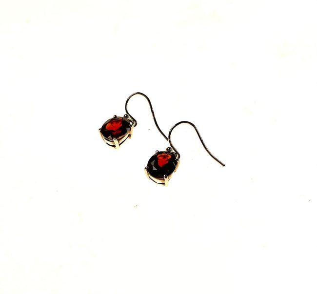 SS Garnet Oval Dangle Earrings
