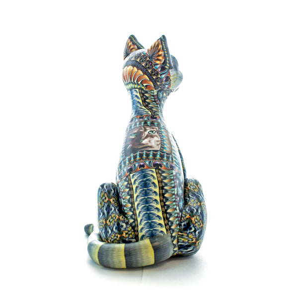 Fioré Cat Sculpture Medium