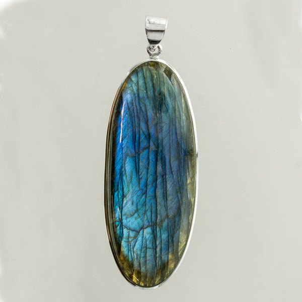 SS Large Madagascar Labradorite Pendant – Fire & Ice