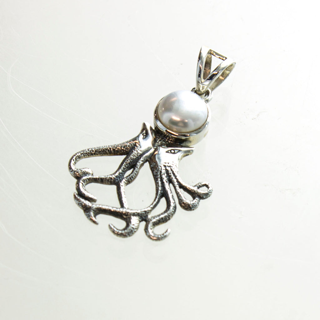 SS 7-Armed Octopus with Pearl Pendant