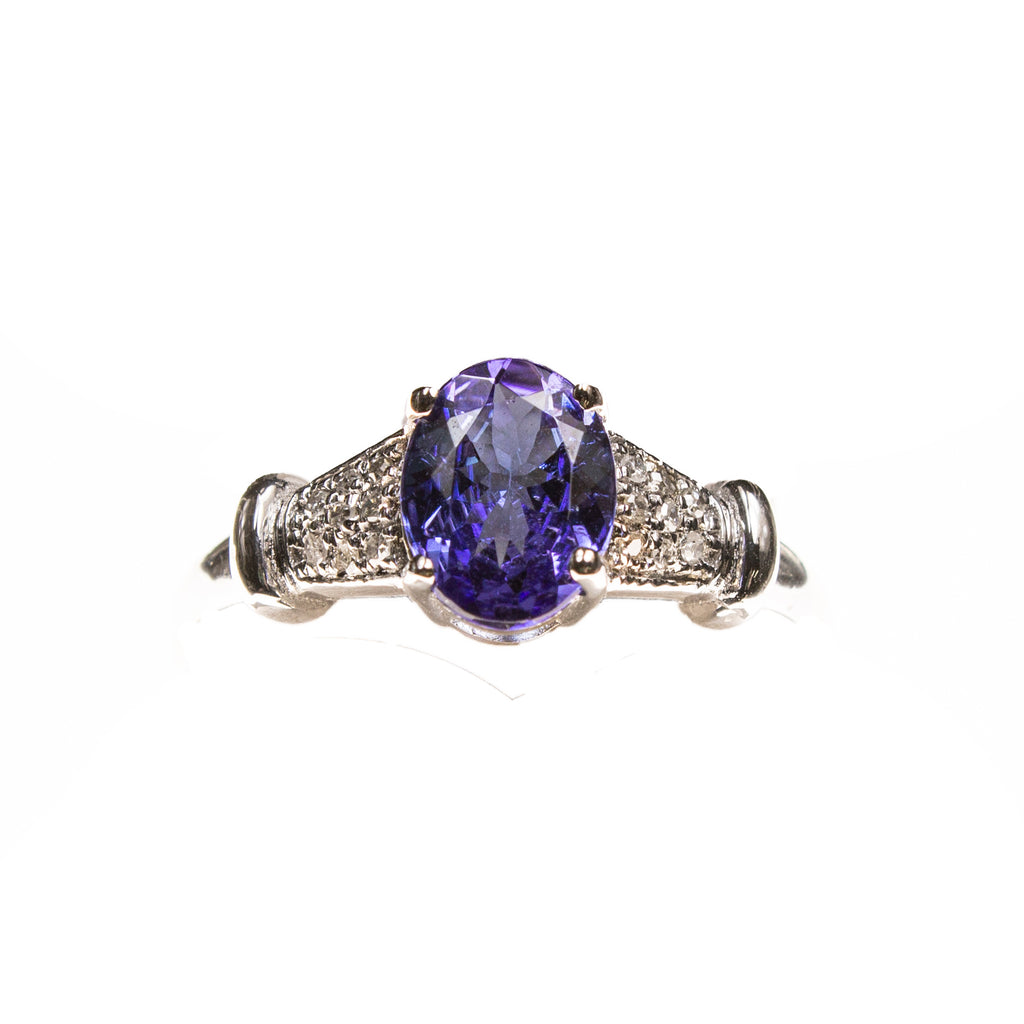 14KW Tanzanite Oval Ring