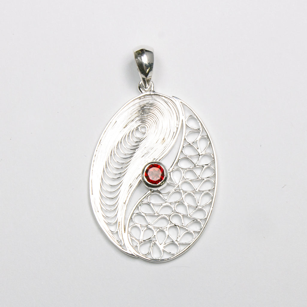 SS Garnet/Amethyst Filigree Oval Pendant