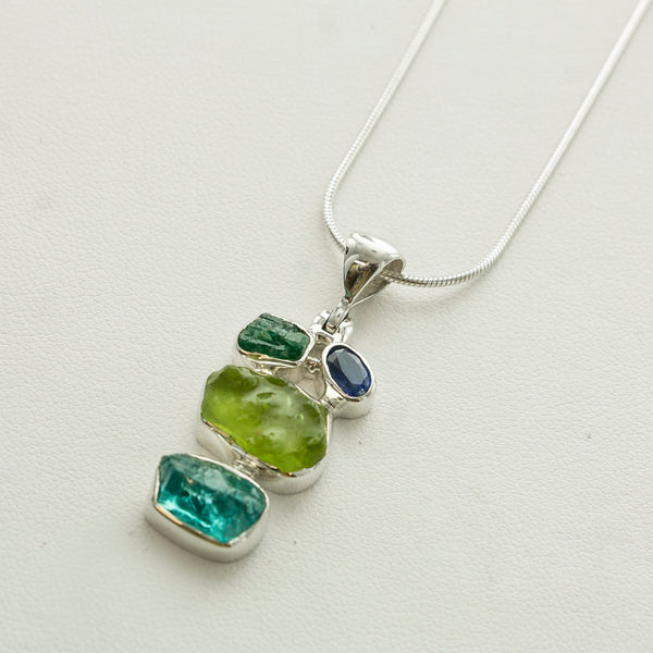 SS Rough Apatite, Kyanite, Chrysoprase & Peridot Necklace