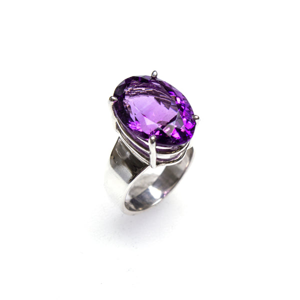 SS Amethyst Prong Ring (Size 8)